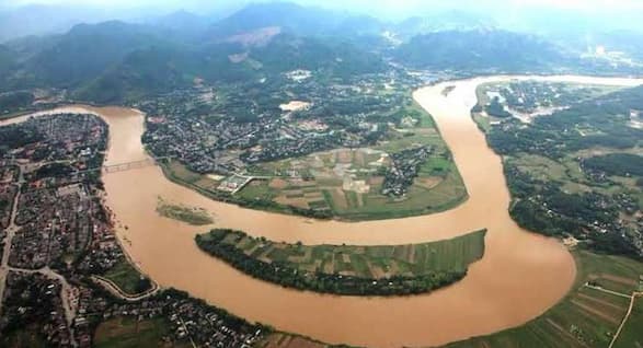 Câu trắc nghiệm Địa lý lớp 8 Bài 33 có đáp án: Đặc điểm sông ngòi Việt Nam