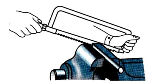 Câu trắc nghiệm Công nghệ lớp 8 Bài 21 có đáp án: Cưa và đục kim loại