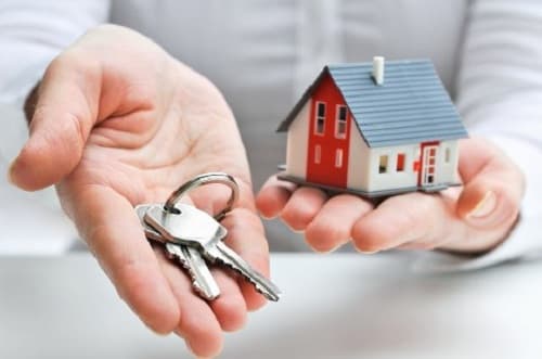 Câu trắc nghiệm GDCD 8 Bài 16 có đáp án: Quyền sở hữu tài sản và nghĩa vụ tôn trọng tài sản của người khác