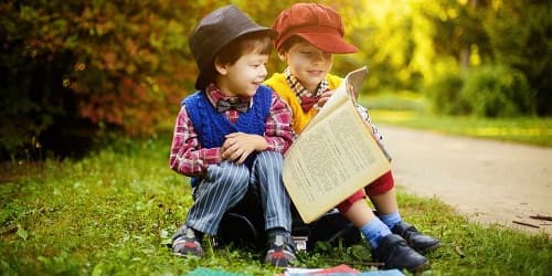 Câu trắc nghiệm GDCD lớp 8 Bài 6 có đáp án: Xây dựng tình bạn trong sáng, lành mạnh