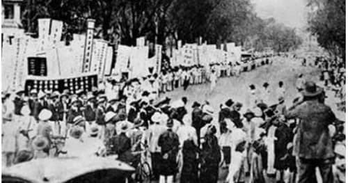 Câu trắc nghiệm Lịch sử lớp 8 Bài 28 có đáp án: Trào lưu cải cách Duy Tân ở Việt Nam nửa cuối thế kỉ XIX