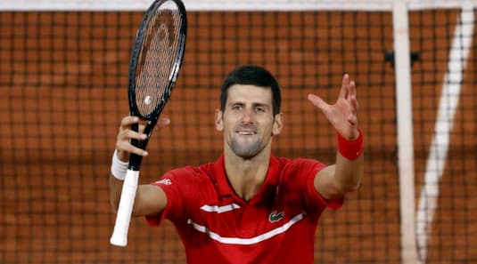 Novak Djokovic vượt qua sau năm set kinh hoàng, sẽ đối mặt với Rafael Nadal trong trận chung kết Pháp mở rộng 2020