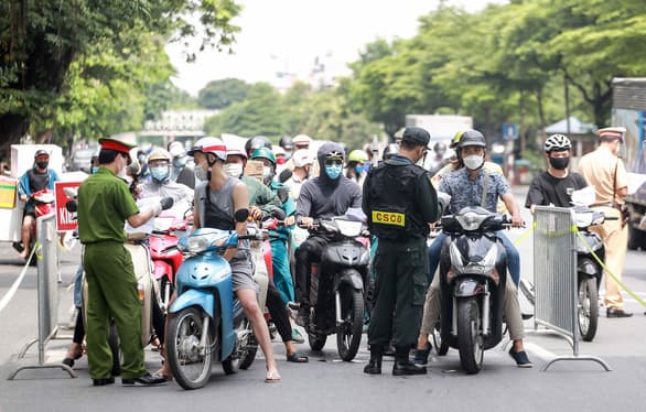 Quy trình cấp giấy đi đường tại Hà Nội từ ngày 6/9 theo hướng dẫn của Công An Tp Hà Nội