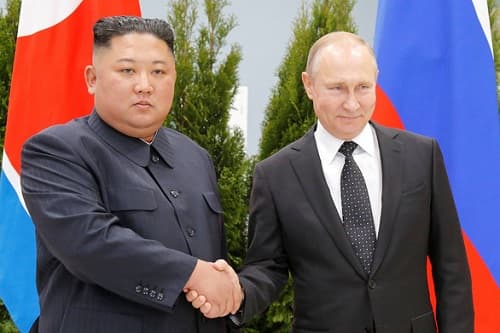 Hai nhà lãnh đạo Nga và Triều Tiên bước vào hội đàm kín