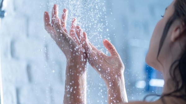 Phòng đột quỵ: tuyệt đối 3 không khi tắm trong mùa lạnh